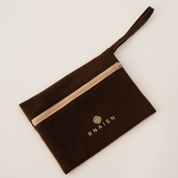 hotel-mn-wristlet pouch